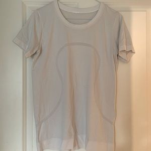Lululemon Swiftly Tech T-shirt - Relaxed Fit
